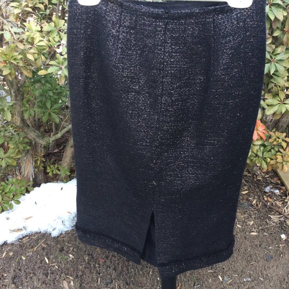 Noviello-Bloom Black Trim-End Metallic Skirt - Picture 2 of 2